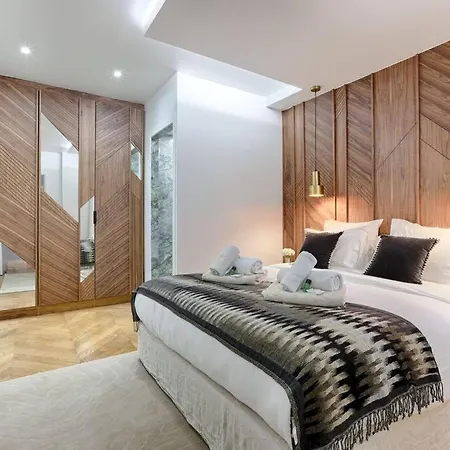 Mykeypers Incredible Luxury Flat 2br/6p - Champs-elysees Apartment Paris