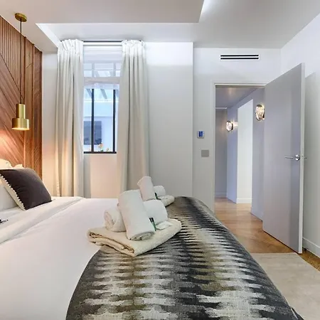 Mykeypers Incredible Luxury Flat 2br/6p - Champs-elysees Appartamento